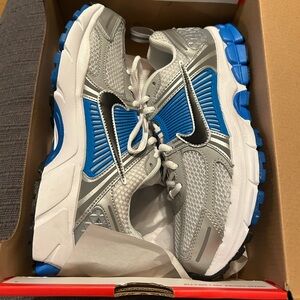Nike Vometo 6.5y (8w)